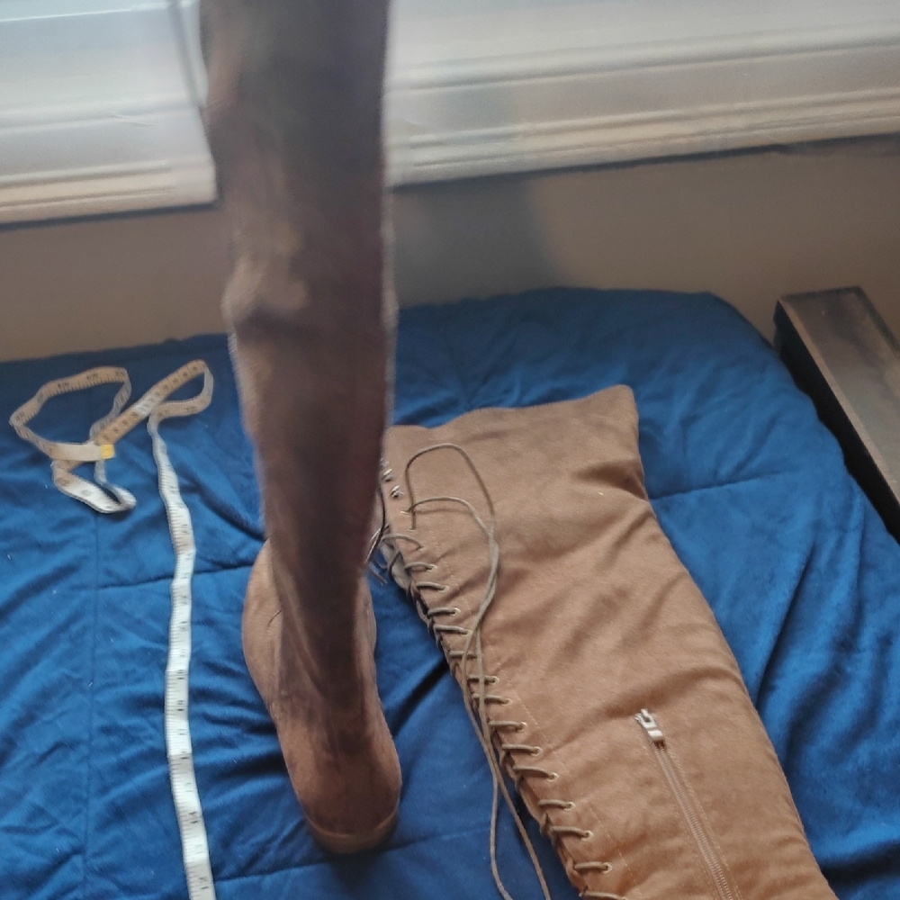 Women’s Tall Lace-Up Suede Boots - Tan Or Taupe Brown Color - Picture 4 of 9